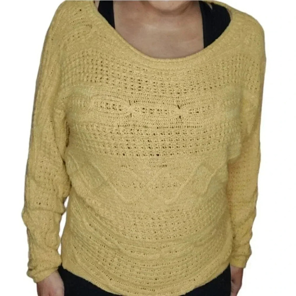Abercrombie & Fitch Mustard Colored Sweater Size XS - Picture 6 of 13
